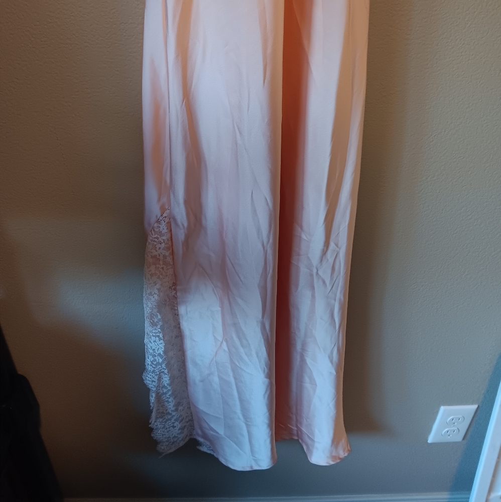 Future Collective Brand Elegant Lace-Trimmed Dress Size XSmall - Picture 8 of 8